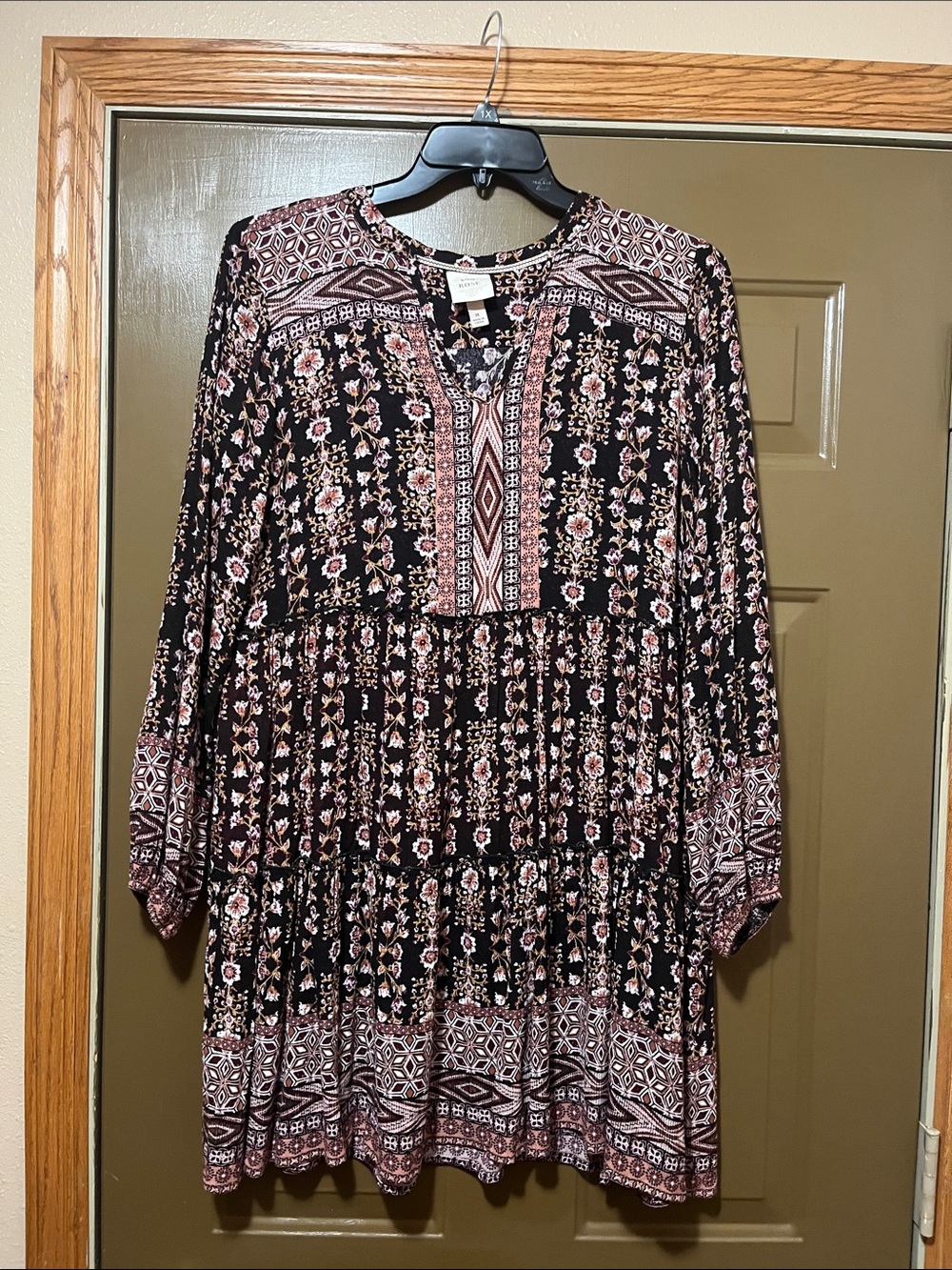 Knox Rose Black Floral Tiered Long Sleeve Dress